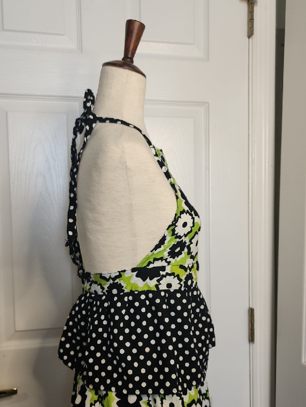 Women’s Lime Green & Black Floral Tiered Halter APRON - Picture 3 of 7
